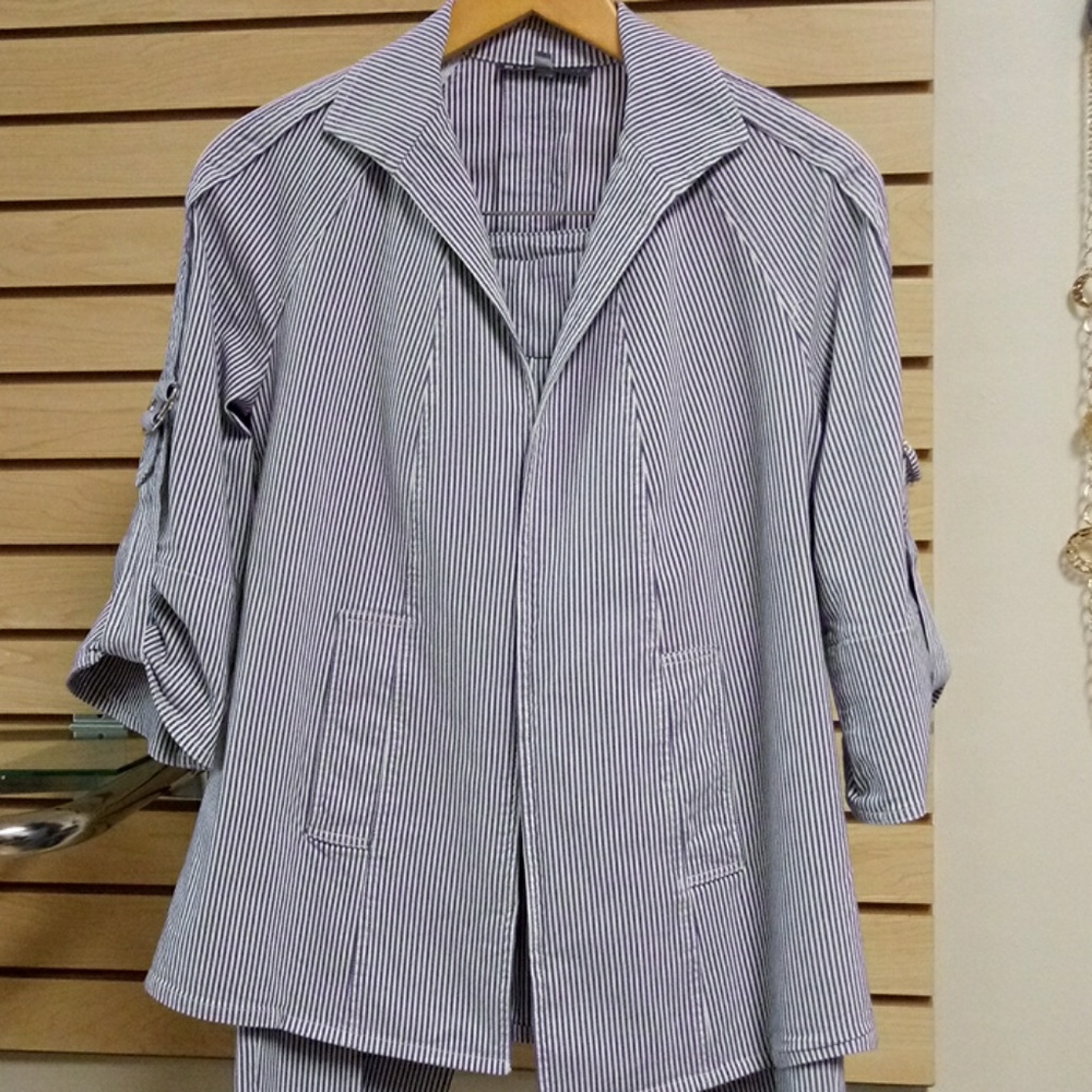 Elliott Lauren Suit
